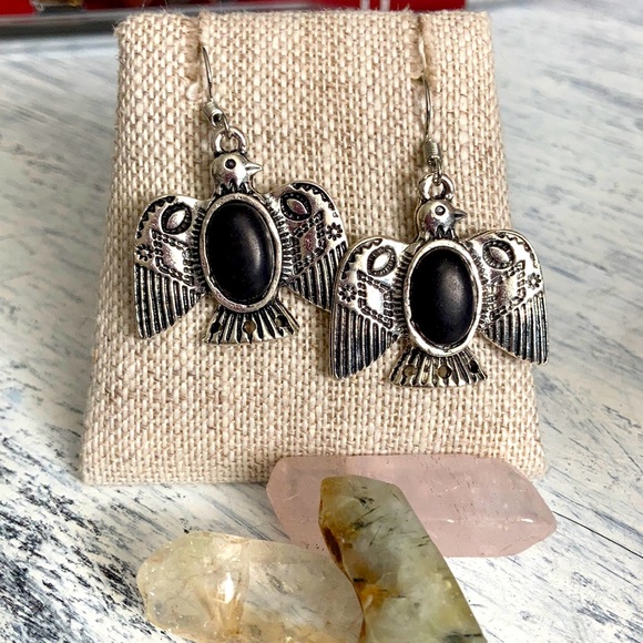 Eagle Black Stone Earrings - Picture 1 of 2